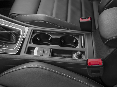 2016 Volkswagen Golf R Base 4Motion