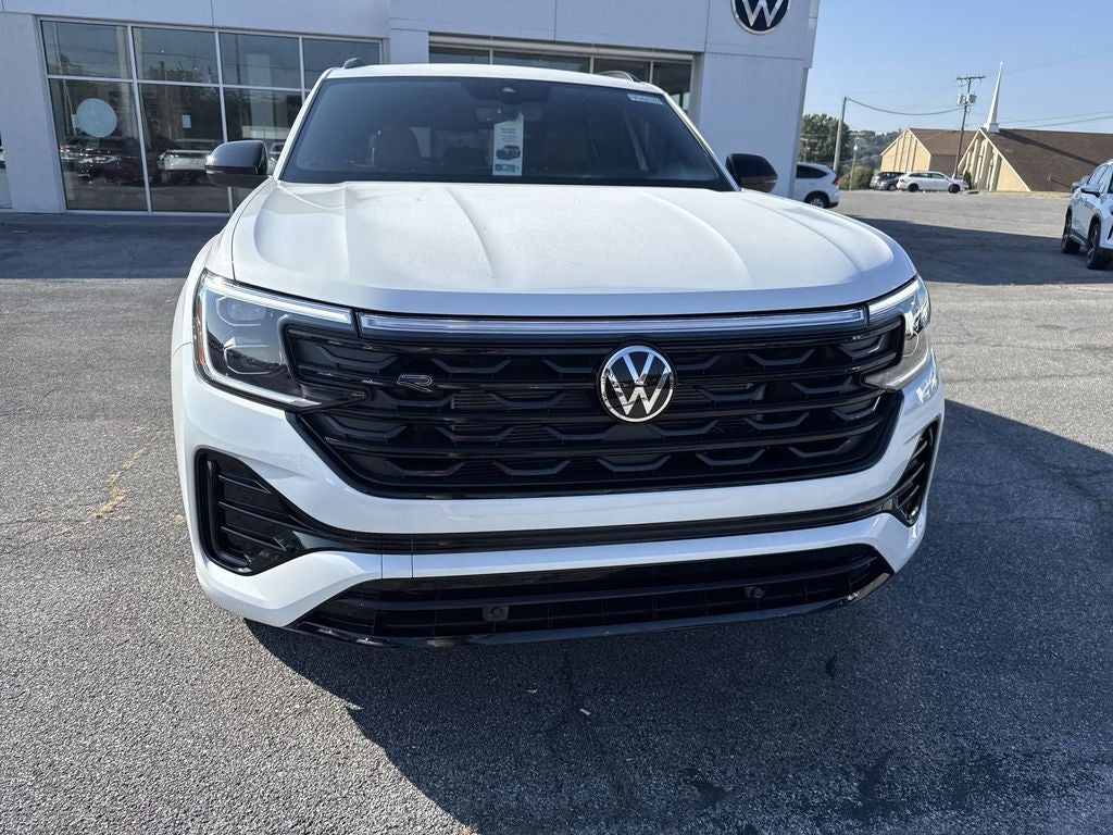 2026 Volkswagen Atlas Cross Sport SEL R-Line Black