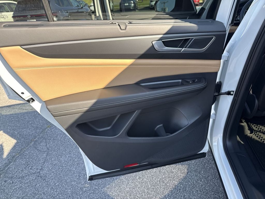 2026 Volkswagen Atlas Cross Sport SEL R-Line Black