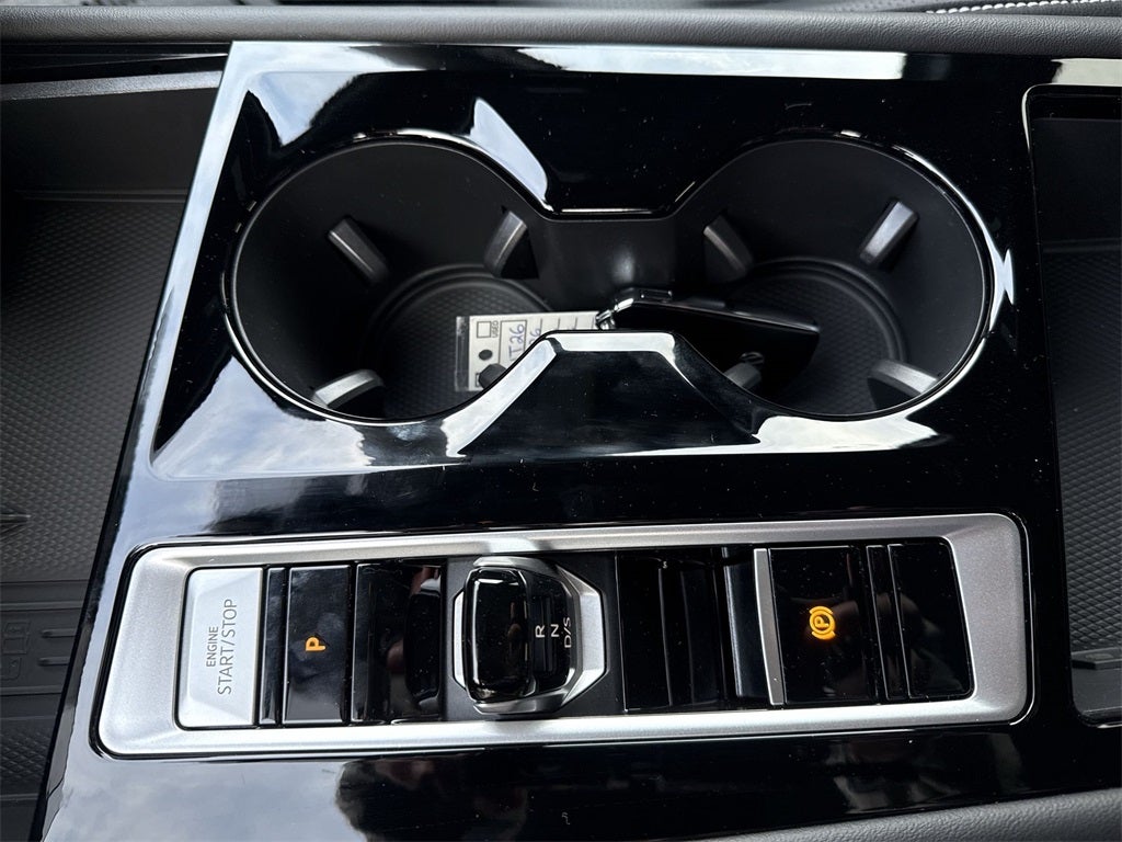 2026 Volkswagen Atlas Cross Sport 2.0T SEL R-Line Black