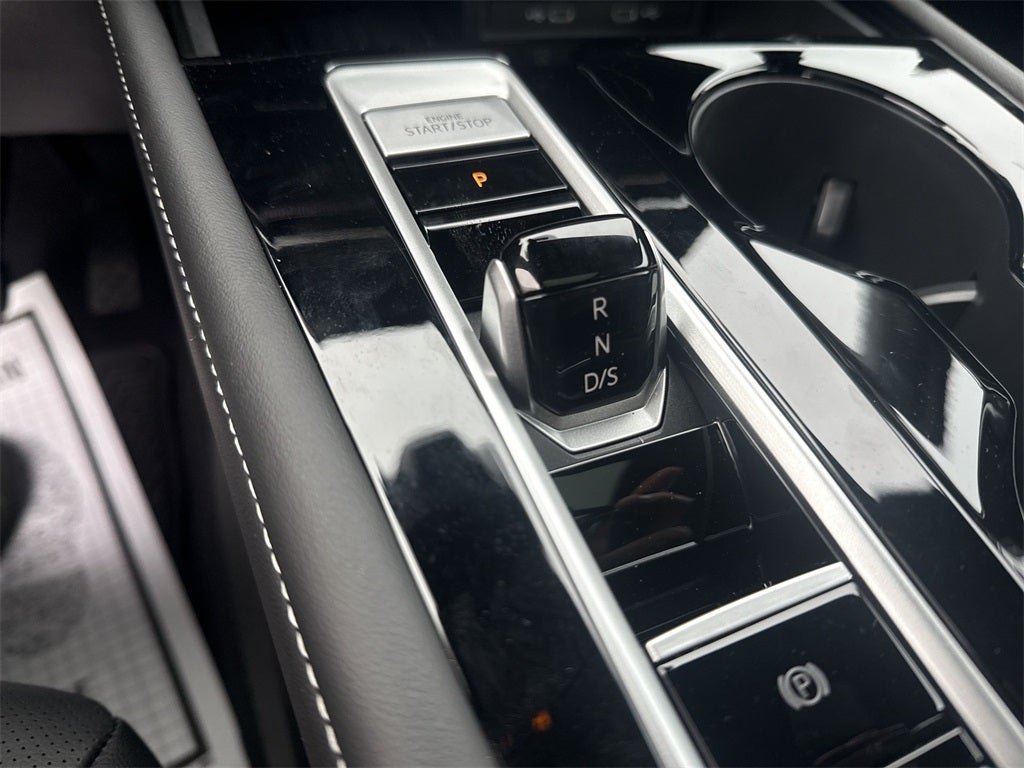 2026 Volkswagen Atlas Cross Sport 2.0T SEL