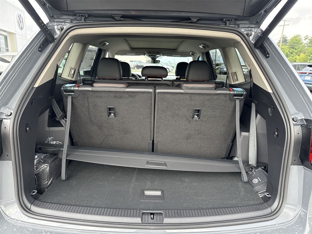 2025 Volkswagen Atlas 2.0T Peak Edition