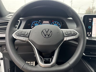 2026 Volkswagen Atlas Cross Sport 2.0T SEL Premium R-Line