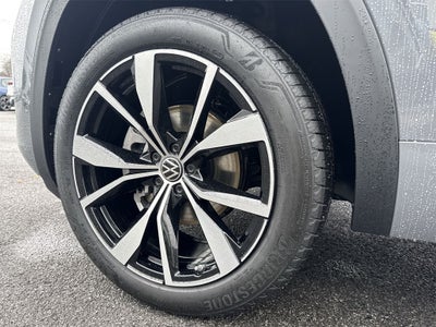 2026 Volkswagen Atlas Cross Sport 2.0T SEL Premium R-Line