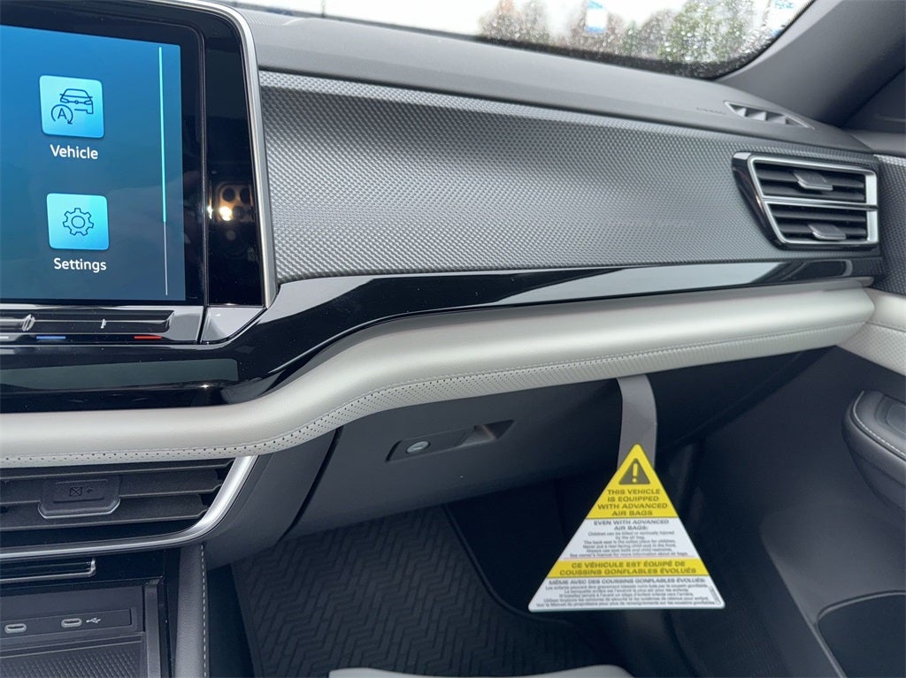 2025 Volkswagen Atlas Cross Sport 2.0T SEL Premium R-Line