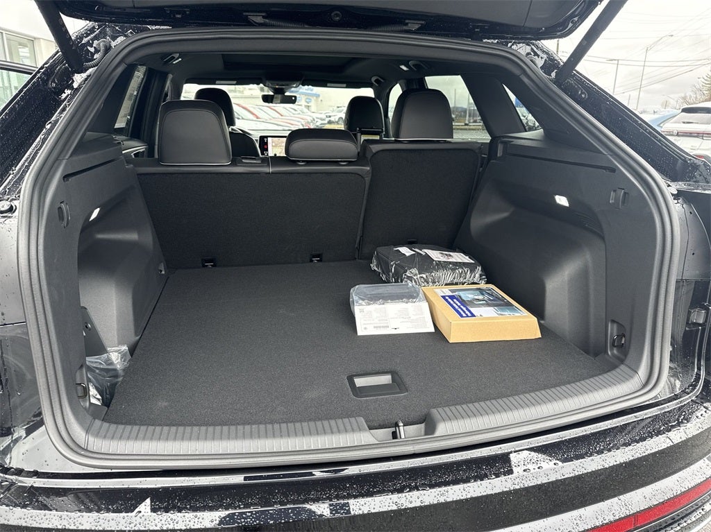 2024 Volkswagen Atlas Cross Sport 2.0T SEL Premium R-Line