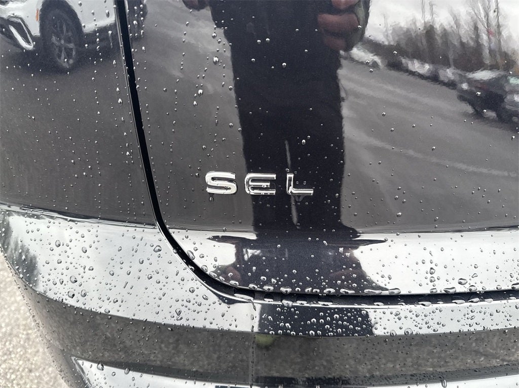 2024 Volkswagen Atlas Cross Sport 2.0T SEL Premium R-Line