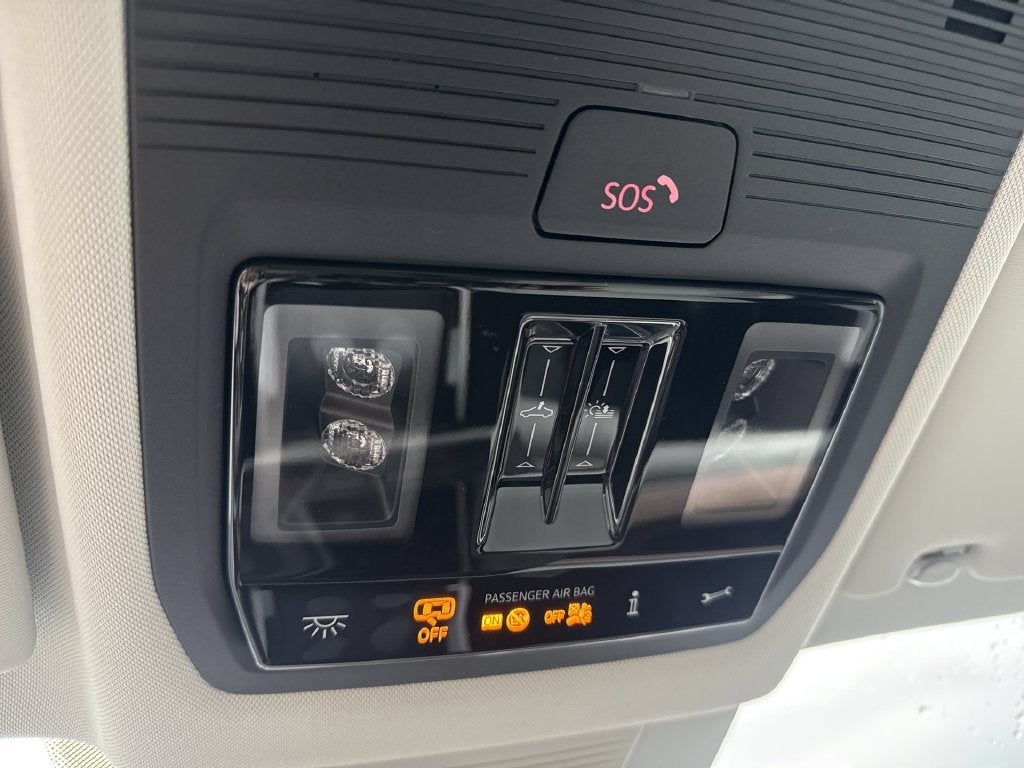 2027 Volkswagen Atlas SE w/Technology