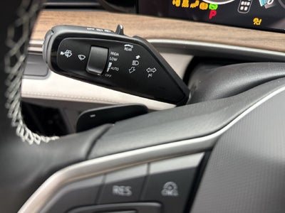 2027 Volkswagen Atlas SE w/Technology