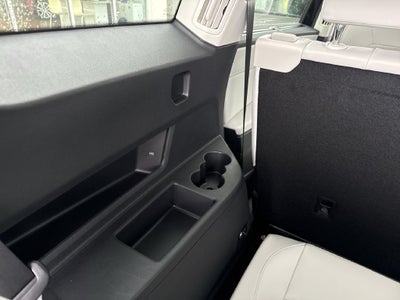 2027 Volkswagen Atlas SE w/Technology