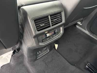 2027 Volkswagen Atlas SE w/Technology