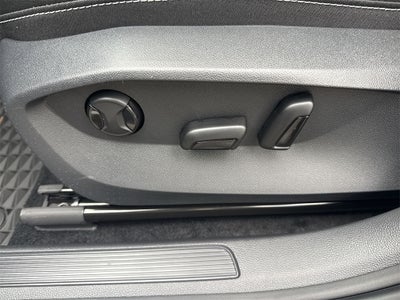 2026 Volkswagen Taos 1.5T SEL