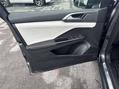 2026 Volkswagen Taos 1.5T SEL