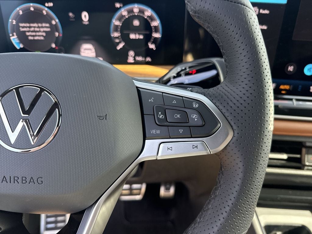2026 Volkswagen Tiguan 2.0T SEL R-Line Turbo