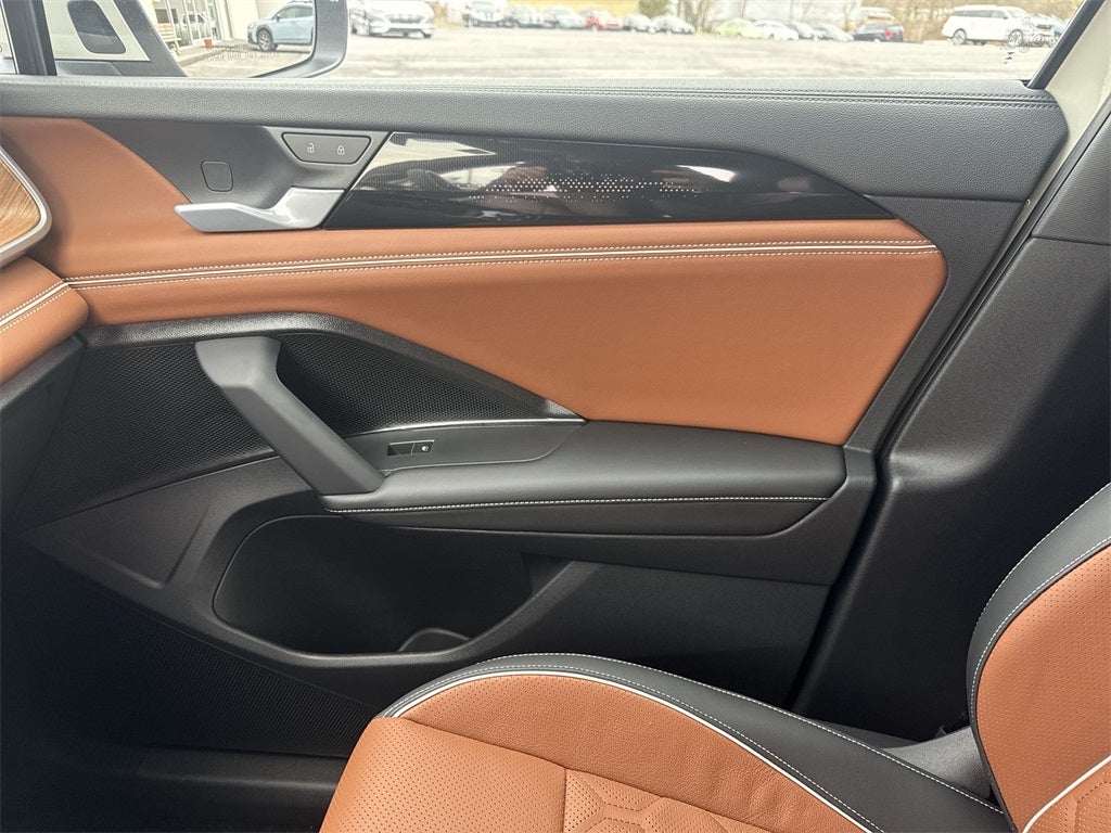 2026 Volkswagen Tiguan 2.0T SEL R-Line Turbo