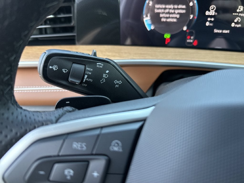 2026 Volkswagen Tiguan SEL R-Line Turbo