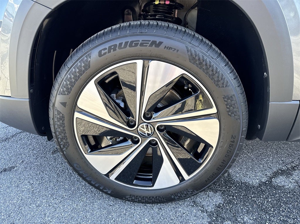 2025 Volkswagen Taos 1.5T SE