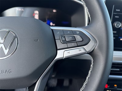 2025 Volkswagen Taos 1.5T SE