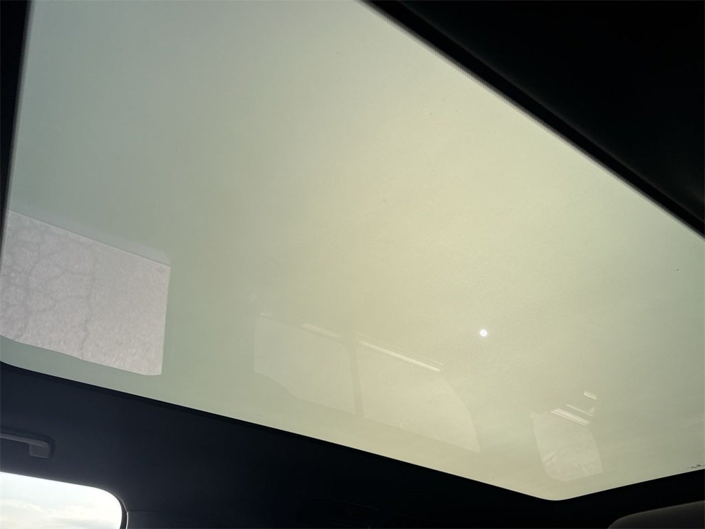 2025 Volkswagen ID. Buzz Pro S Plus