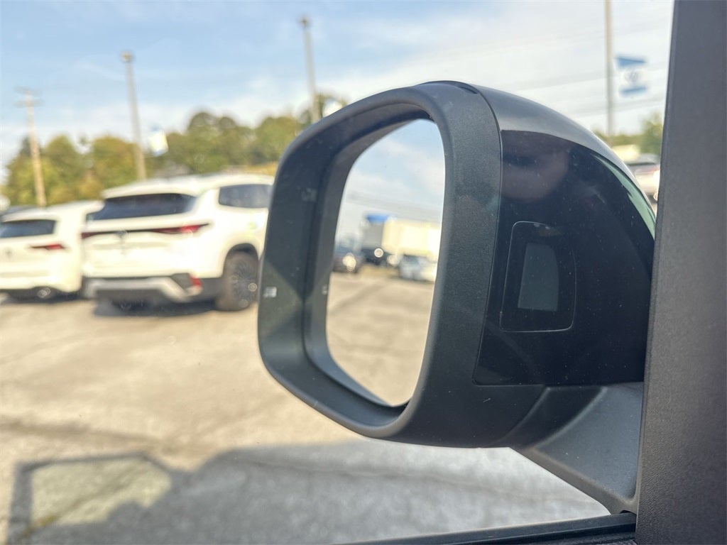 2025 Volkswagen ID. Buzz Pro S Plus