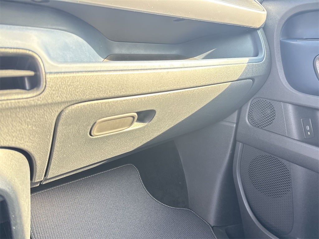 2025 Volkswagen ID. Buzz Pro S Plus