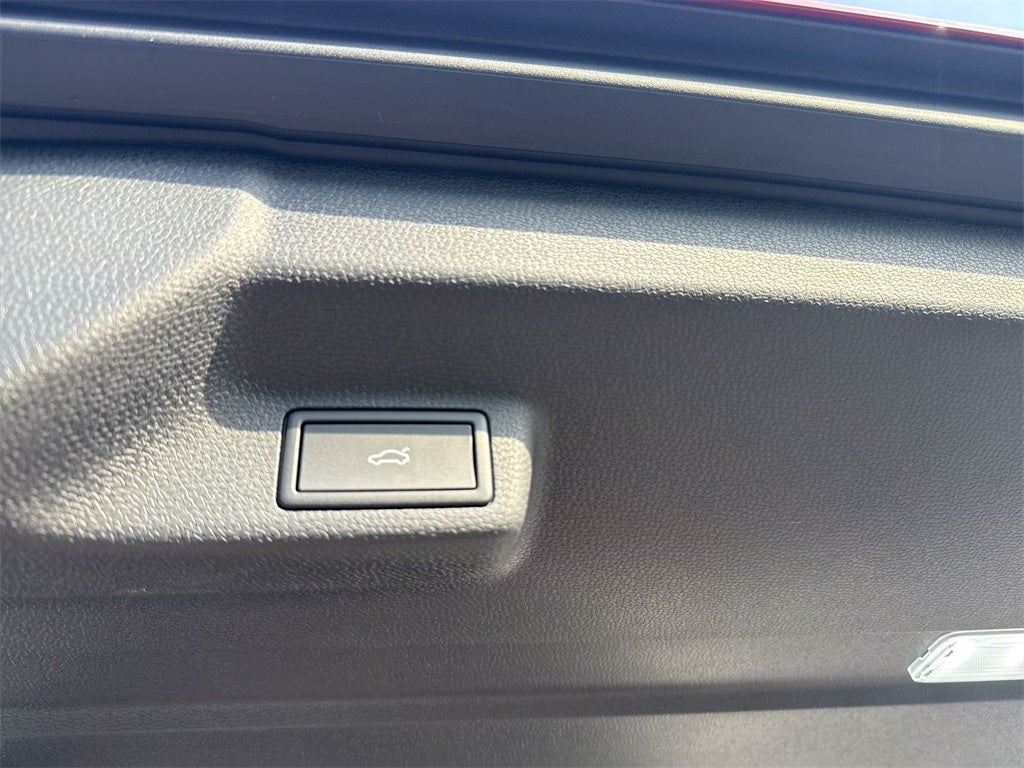 2025 Volkswagen ID. Buzz Pro S Plus