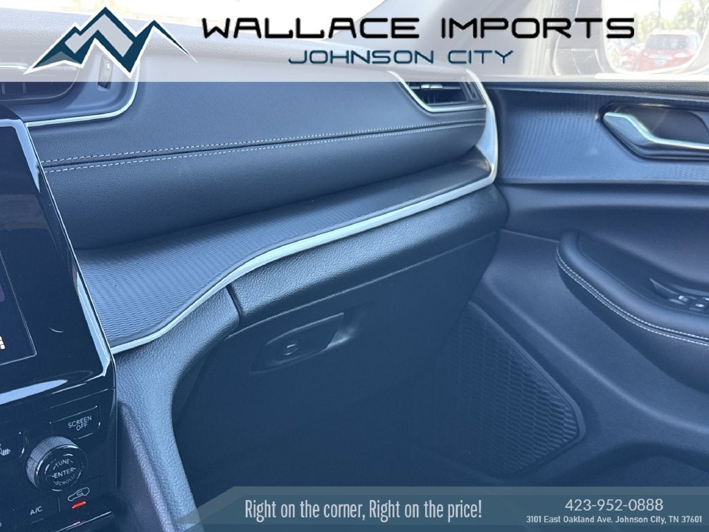 2025 Jeep Grand Cherokee Laredo X