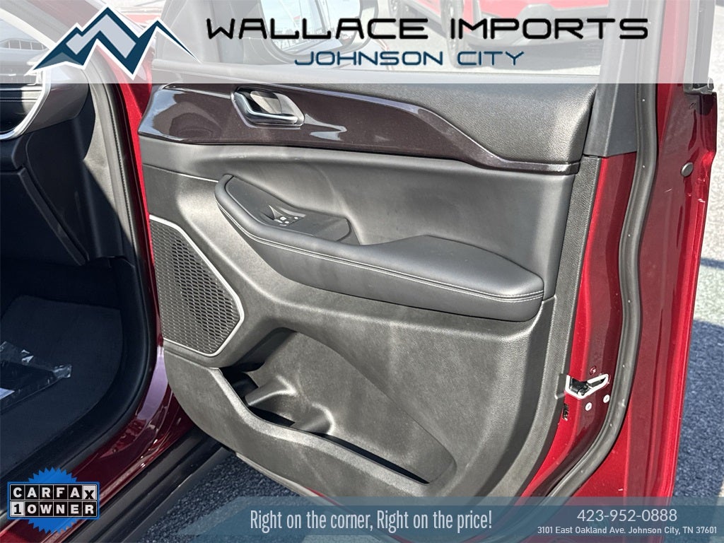 2022 Jeep Grand Cherokee L Laredo