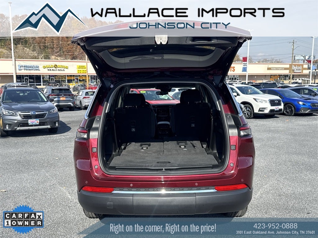 2022 Jeep Grand Cherokee L Laredo