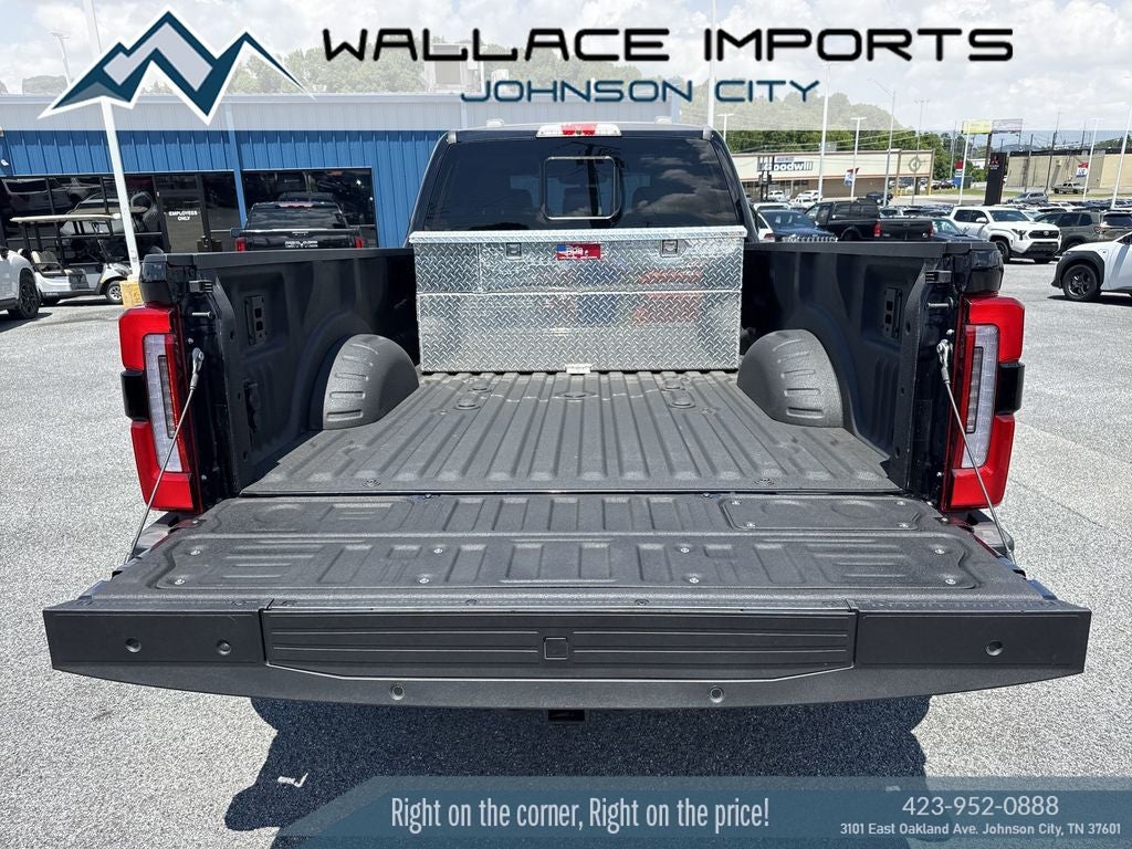 2023 Ford F-450SD Limited DRW