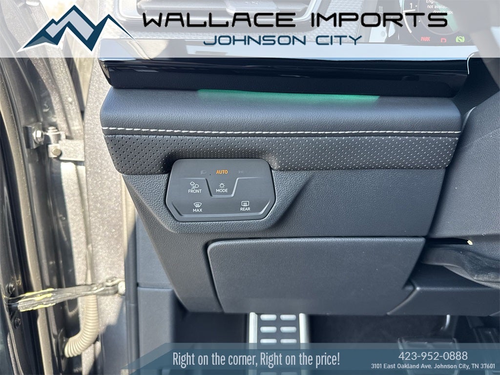 2024 Volkswagen Atlas Cross Sport 2.0T SEL Premium R-Line