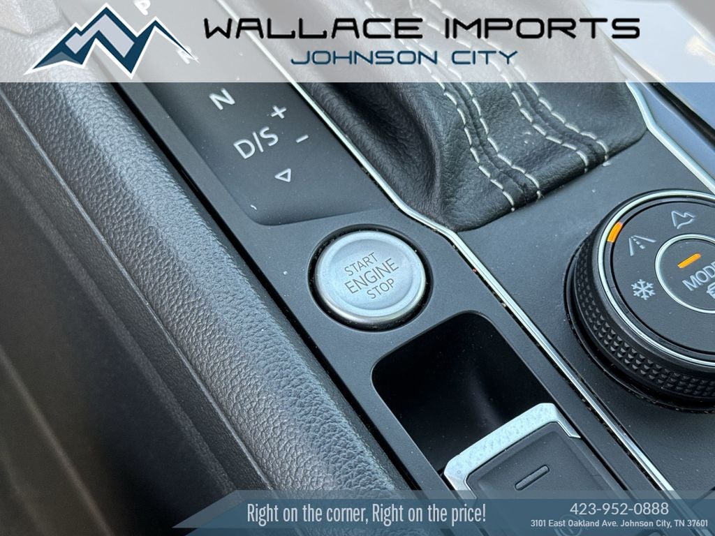 2022 Volkswagen Atlas Cross Sport 3.6L V6 SEL Premium R-Line