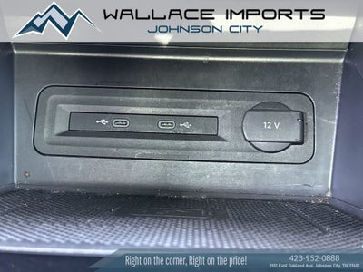 2022 Volkswagen Atlas Cross Sport 3.6L V6 SEL Premium R-Line