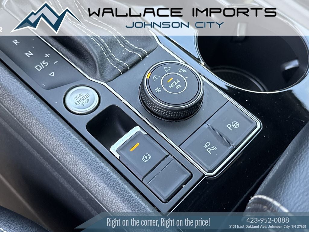 2022 Volkswagen Atlas Cross Sport 3.6L V6 SEL Premium R-Line