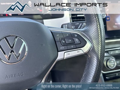2022 Volkswagen Atlas Cross Sport 3.6L V6 SEL Premium R-Line