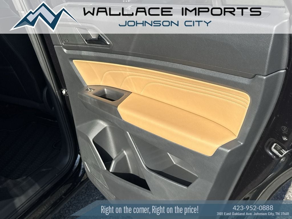 2022 Volkswagen Atlas Cross Sport 3.6L V6 SEL Premium R-Line