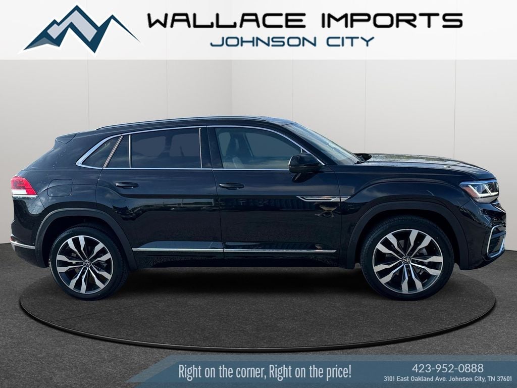 2022 Volkswagen Atlas Cross Sport 3.6L V6 SEL Premium R-Line