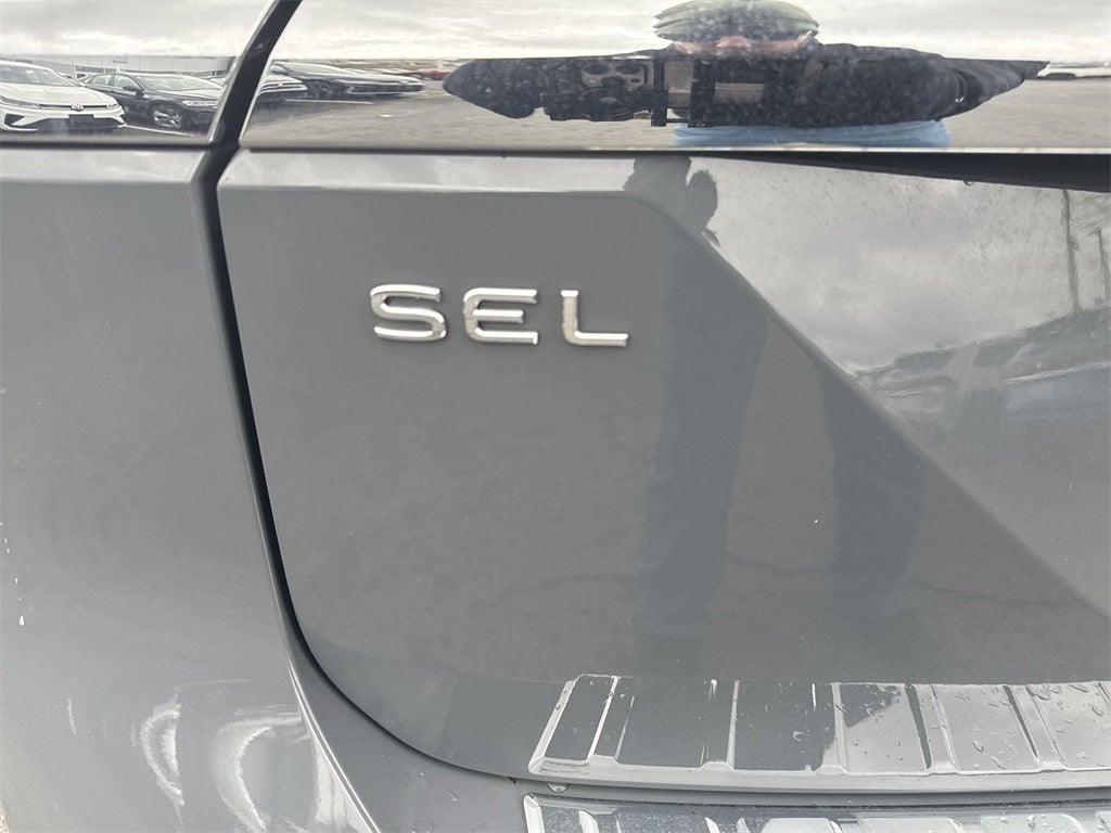 2025 Volkswagen Atlas 2.0T SEL Premium R-Line