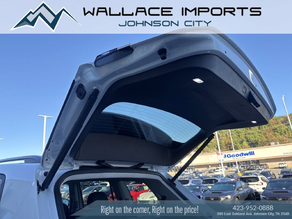 2027 Volkswagen Atlas 2.0T SE w/ Technology