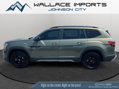 2024 Volkswagen Atlas 2.0T Peak Edition SEL