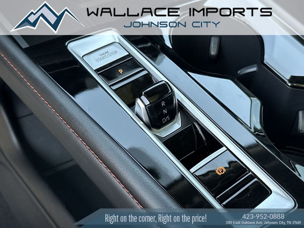 2024 Volkswagen Atlas 2.0T Peak Edition SEL