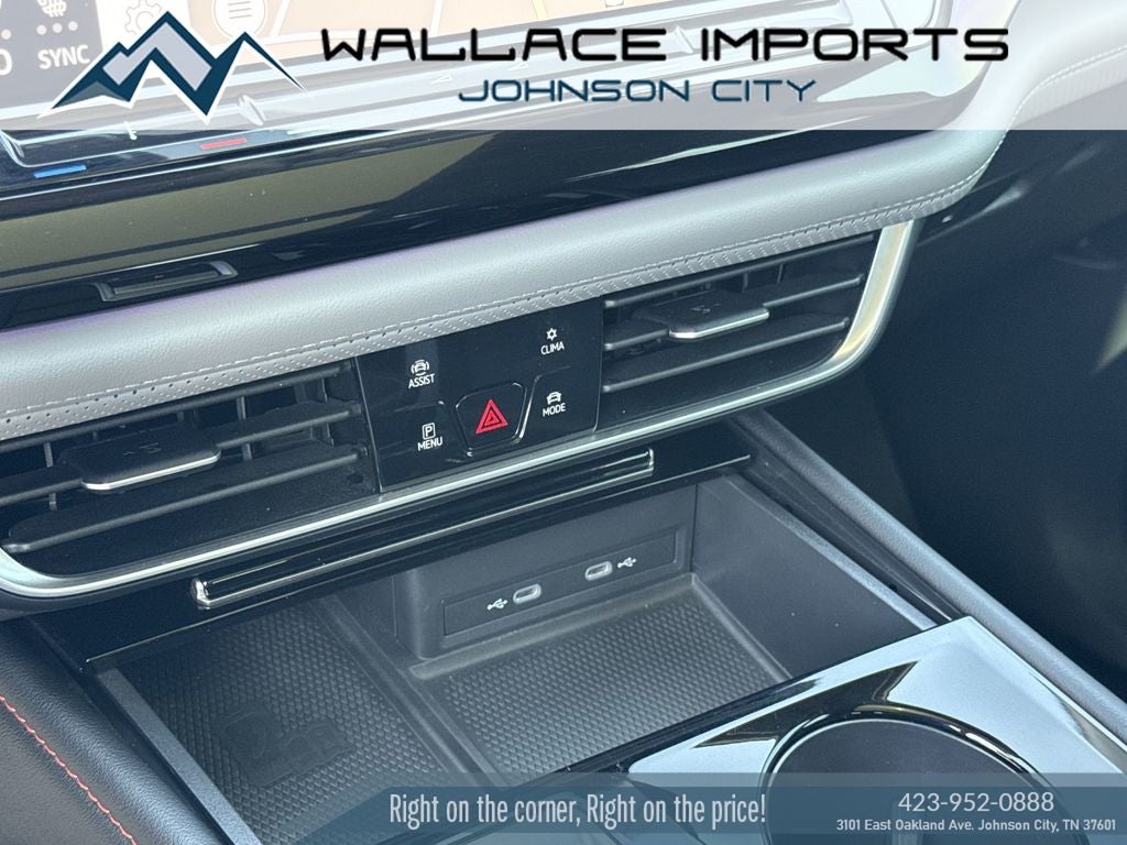 2024 Volkswagen Atlas 2.0T Peak Edition SEL
