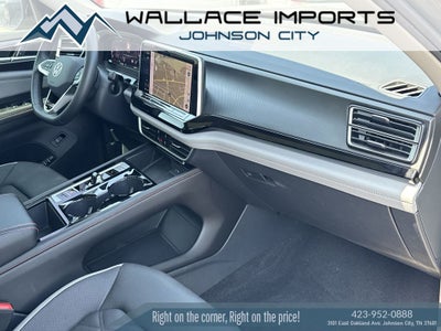 2024 Volkswagen Atlas 2.0T Peak Edition SEL