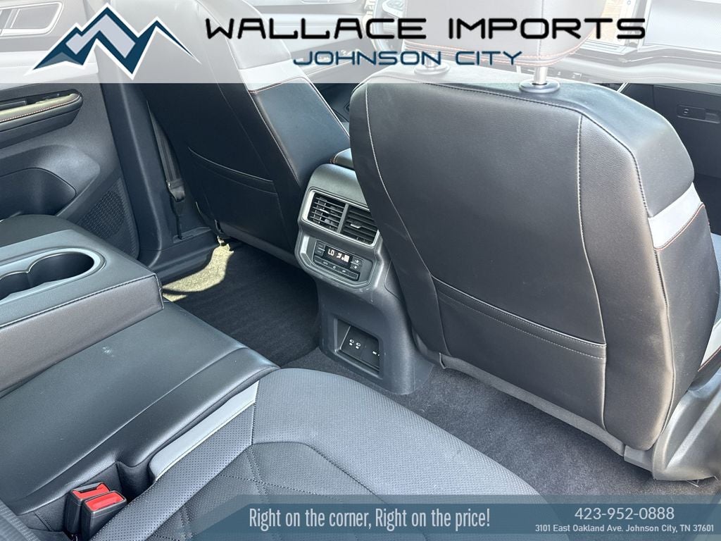 2024 Volkswagen Atlas 2.0T Peak Edition SEL