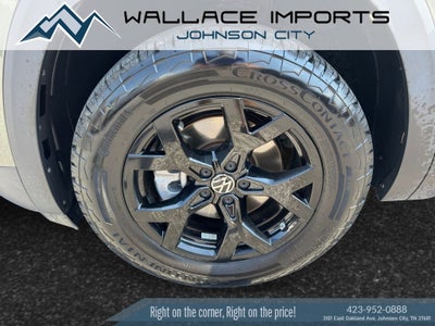 2024 Volkswagen Atlas 2.0T Peak Edition SEL