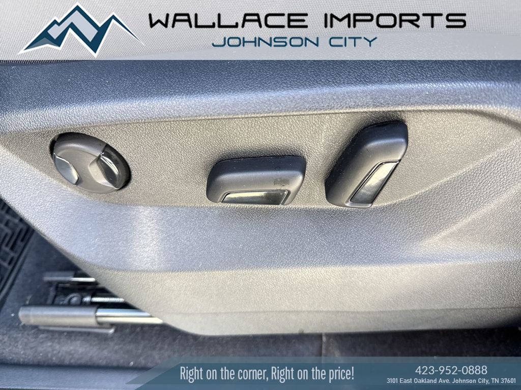 2025 Volkswagen Atlas 2.0T SE