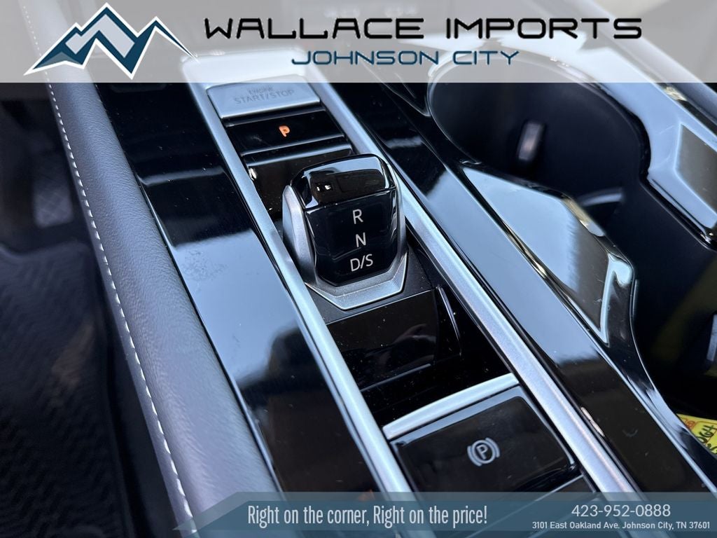 2025 Volkswagen Atlas 2.0T SE