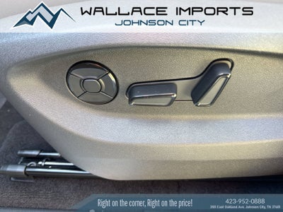 2027 Volkswagen Atlas 2.0T SE w/ Technology