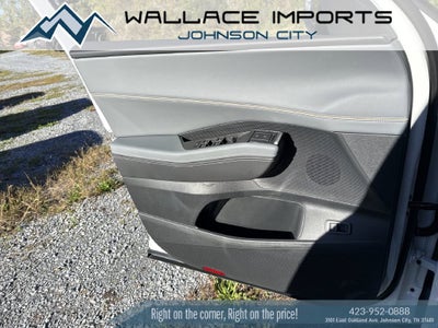 2027 Volkswagen Atlas 2.0T SE w/ Technology