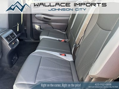 2027 Volkswagen Atlas 2.0T SE w/ Technology